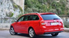 Skoda Octavia III RS i 4x4 - galeria redakcyjna - widok z tyłu