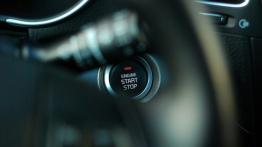 Kia Sorento II Facelifting 2.2 CRDi - galeria redakcyjna - przycisk do uruchamiania silnika