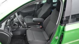 Skoda Rapid II Spaceback - galeria redakcyjna (2) - widok ogólny wnętrza z przodu