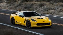 Chevrolet Corvette C7 Z06 Coupe (2015) - widok z przodu