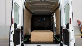 Ford Transit 2014 - galeria redakcyjna - tył - bagażnik otwarty