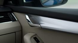 Skoda Octavia III Liftback 2.0 TDI - galeria redakcyjna - klamka