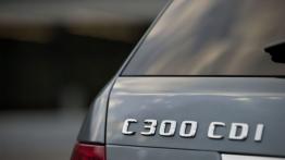Mercedes C 300 CDI 4MATIC W204 kombi Facelifting - emblemat