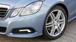 Mercedes E 350 CDI 4MATIC W212 kombi - przód - inne ujęcie