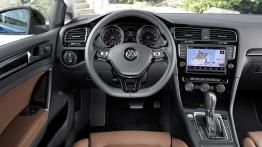 Volkswagen Golf VII Hatchback 5d TSI - kokpit