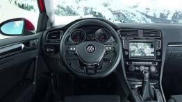 Volkswagen Golf VII 4Motion - kokpit