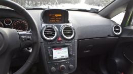 Opel Corsa D Hatchback 3d Facelifting 1.7 CDTI ECOTEC 130KM - galeria redakcyjna - pełny panel przed