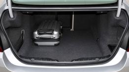 BMW Seria 5 F10 - bagażnik