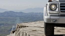 Mercedes klasy G 2013 - prawy przedni reflektor - włączony