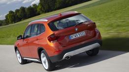 BMW X1 Facelifting - prezentacja w Monachium - widok z tyłu