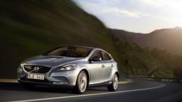 Volvo V40 II - widok z przodu