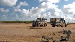 Land Rover Defender Special - widok z przodu