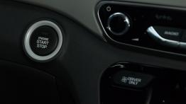 Hyundai Ioniq Hybrid – dokąd zmierzasz, technologio?