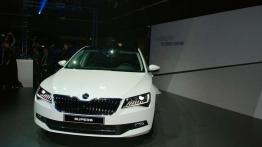 Nowa Skoda Superb - czeski kryształ