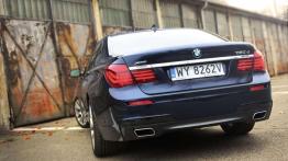 BMW 750d xDrive 381 KM - czego chcieć więcej?