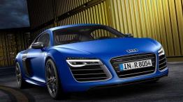 Audi R8 - stuknięty profesor po kuracji odmładzającej