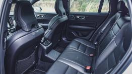 Volvo V60 2.0 T8 Twin Engine 390 KM - galeria redakcyjna  - widok ogólny wn?trza