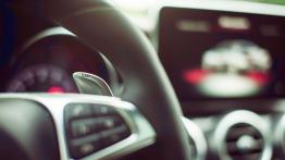 Mercedes-Benz Klasa C 450 AMG Sport - galeria redakcyjna - manetka zmiany biegów pod kierownic?