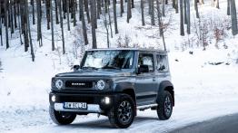 Suzuki Jimny 1.5 102 KM - galeria redakcyjna - widok z przodu