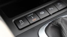 Volkswagen Scirocco III Facelifting - galeria redakcyjna - przyciski na tunelu środkowym