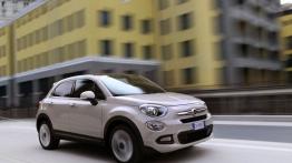 Fiat 500X Lounge (2015) - prawy bok