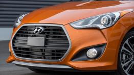 Hyundai Veloster Turbo 2016 - przód - inne ujęcie