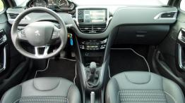 Peugeot 208 Hatchback 3d 1.6 VTI 120KM - galeria redakcyjna - pełny panel przedni