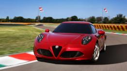 Alfa Romeo 4C (2013) - widok z przodu