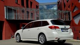 Subaru Legacy V Kombi Facelifting - widok z tyłu