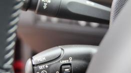Peugeot 308 II SW 2.0 BlueHDi 150KM - galeria redakcyjna - manetka do sterowania tempomatem