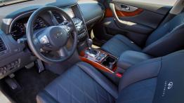 Infiniti QX70 (2014) - pełny panel przedni