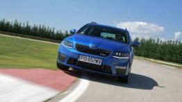 Skoda Octavia III RS Kombi 2.0 TSI (2013) - widok z przodu
