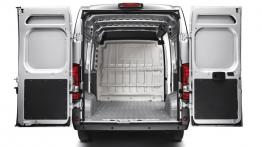 Peugeot Boxer II Facelifting (2014) - tył - bagażnik otwarty