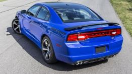 Dodge Charger Daytona - widok z tyłu