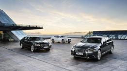 Lexus LS 460L (2013) - widok z przodu