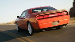 Dodge Challenger SRT8 - widok z tyłu