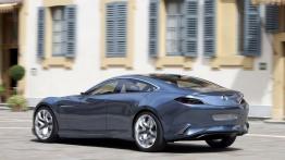 Mazda Shinari Concept - widok z tyłu
