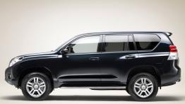 Toyota Land Cruiser 2010 - lewy bok