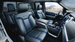 Ford F-150 SVT Raptor - widok ogólny wnętrza z przodu