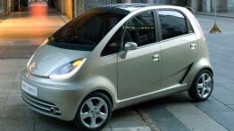 TATA Nano - lewy bok