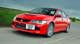 Mitsubishi Lancer EVO IX - widok z przodu