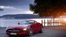 Mercedes SLS AMG Roadster 2012 - widok z przodu