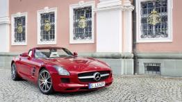 Mercedes SLS AMG Roadster 2012 - widok z przodu