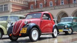 &quot;Myszy&quot; na krakowskim Rynku, czyli Topolino Autoclub Italia w Polsce - Fiat 500