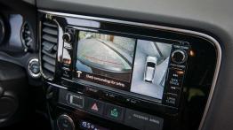 Mitsubishi Outlander PHEV (MY16) - dialog z klientem