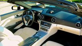 Roadstery w dwóch smakach - BMW Z4 35isDrive vs Mercedes SL350 BlueEFFICIENCY