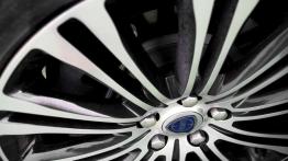 Hyundai Genesis 3.8 HTRAC vs. Lancia Thema 3.6 AWD - nie tylko Niemcy