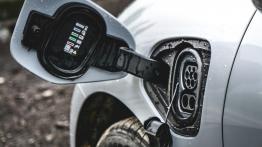 Jaguar I-Pace EV400 400 KM - galeria redakcyjna - gniazdo ładowania