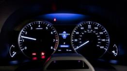 Lexus GS IV 350 F-Sport (2012) - wersja amerykańska - zestaw wskaźników