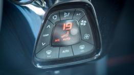 Toyota Aygo II Hatchback 5d - galeria redakcyjna (2) - panel sterowania wentylacją i nawiewem